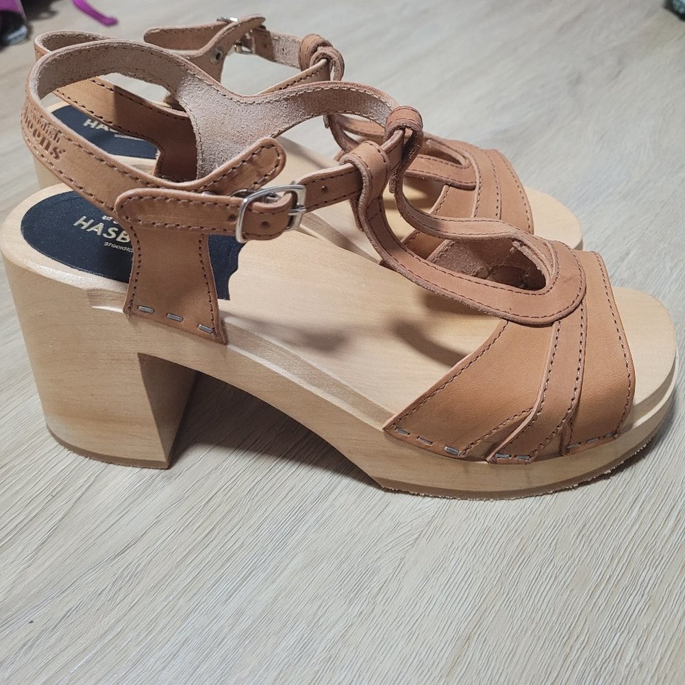 Natural leather Swedish hasbeens clogs